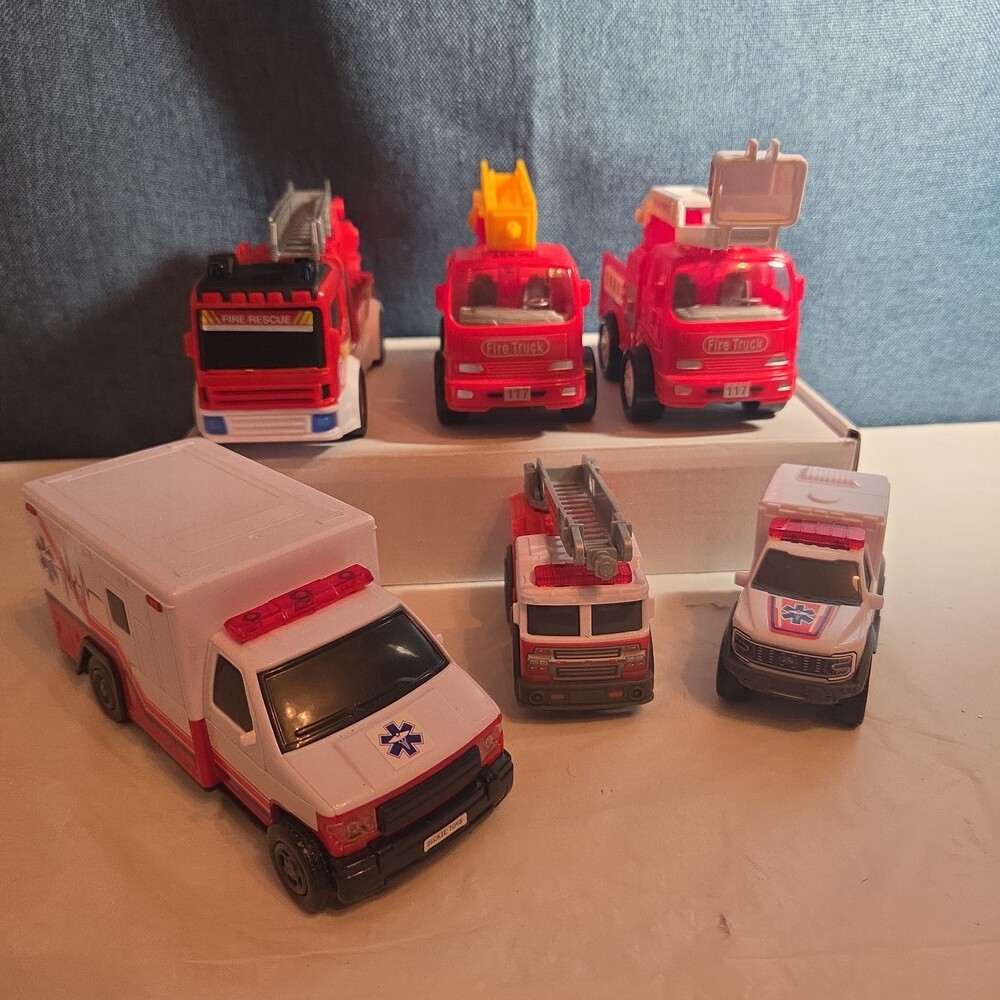 Fire Truck Ambulance Lot 6pc Emergency Rescue Play Set - Picture 10 of 16